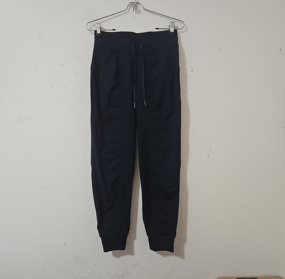 Lululemon Athletica Dance Studio Mid-Rise Jogger Size 4 True Navy